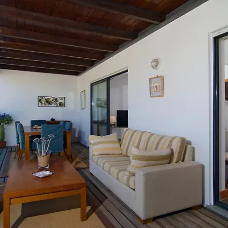 Casa Azalea * Lagos